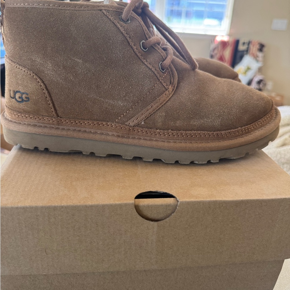 Uggs - Picture 2 of 5